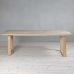 Tisch Eiche Schweiz